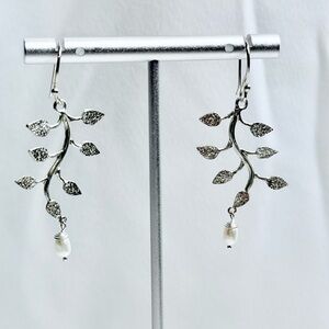 Beautiful Novica Sterling Silver Branch w/Leaves & Pearl Wire Drop Earrings